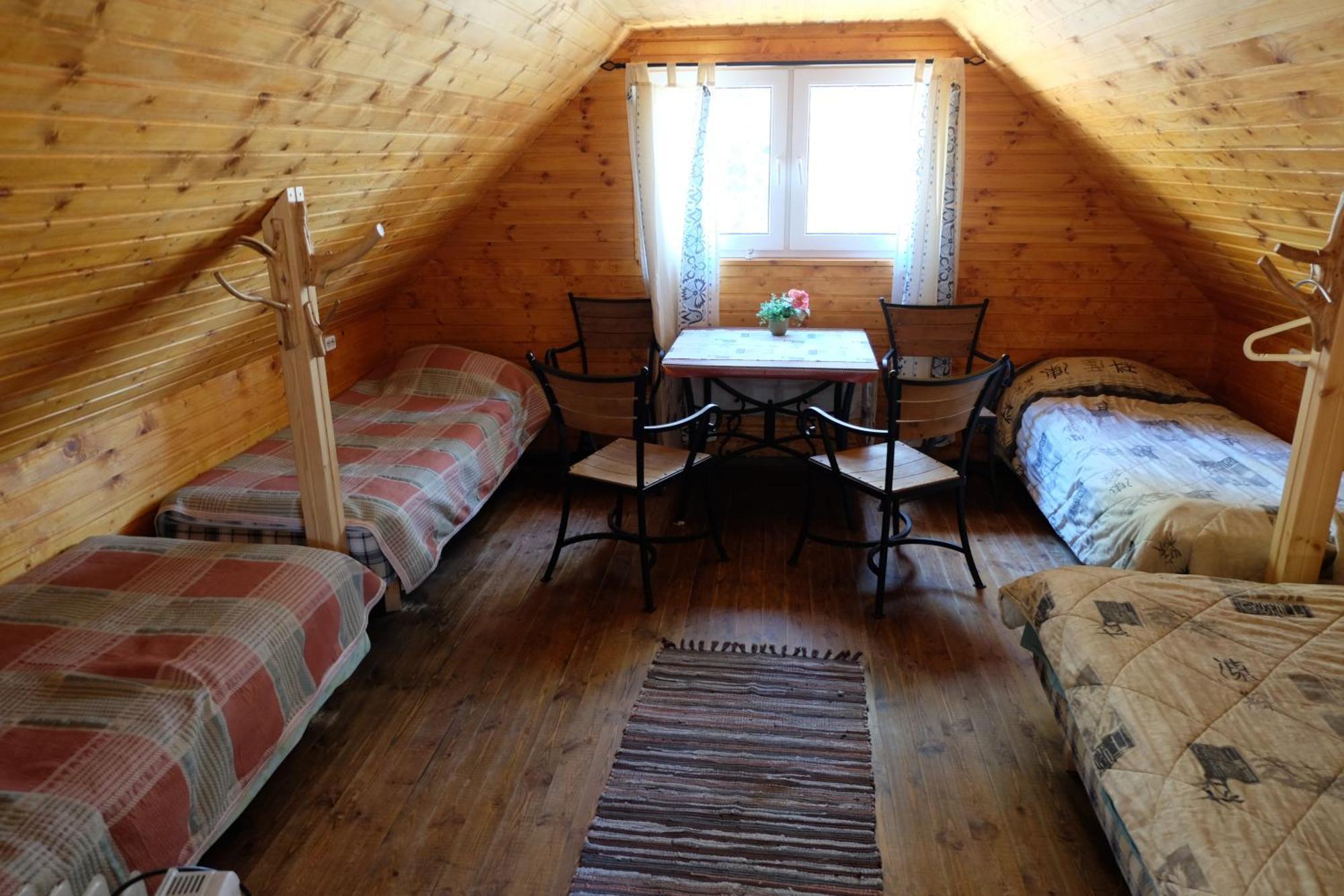 Kallaste Talu- Turismitalu & Holiday Resort Padise Стая снимка