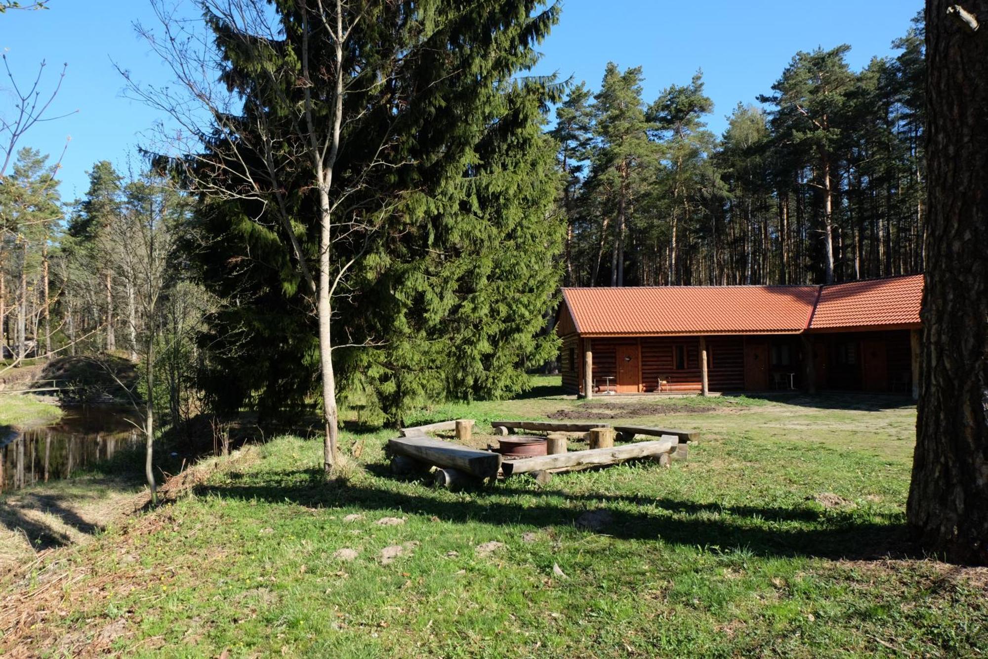 Kallaste Talu- Turismitalu & Holiday Resort Padise Стая снимка