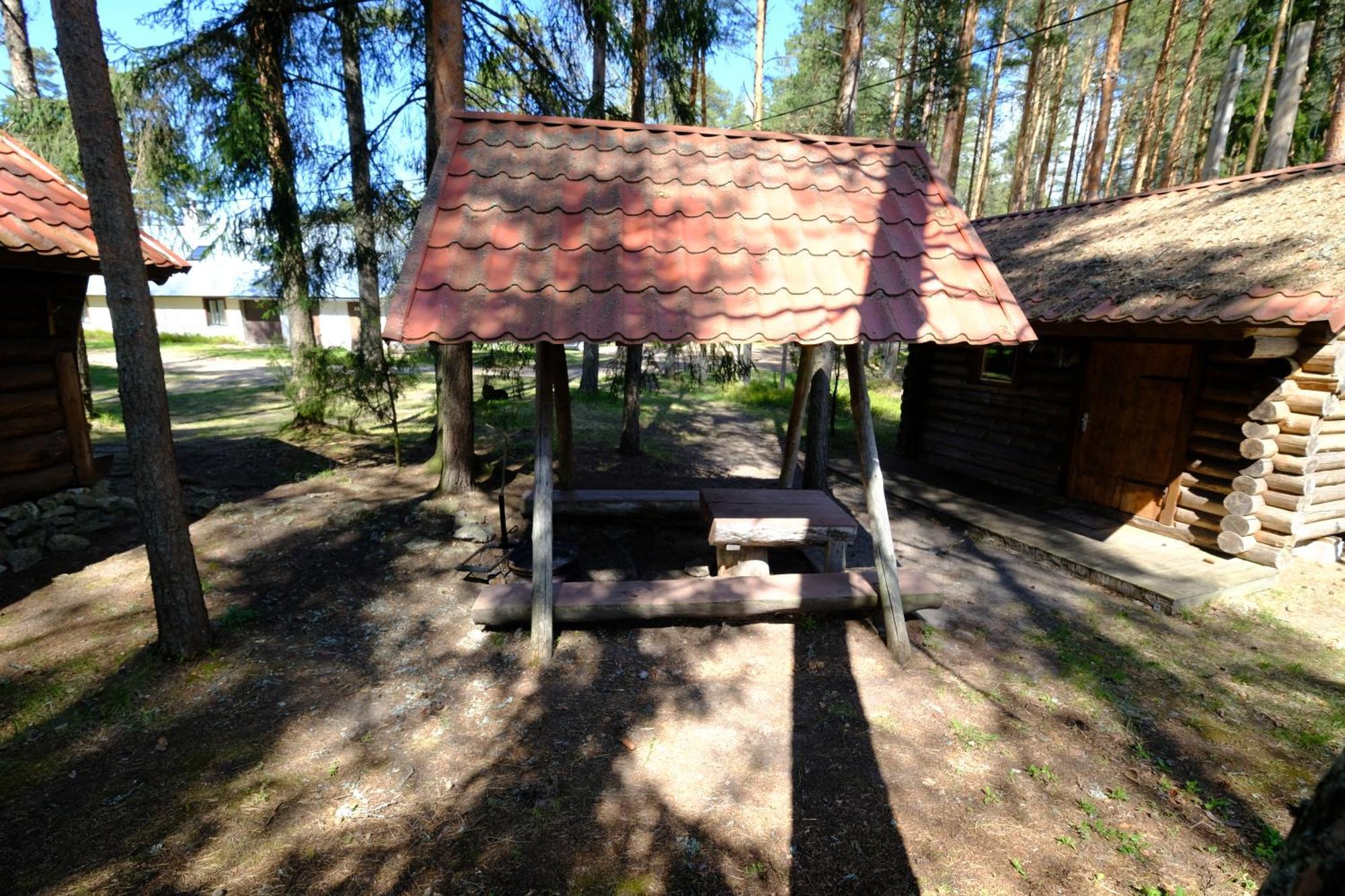 Kallaste Talu- Turismitalu & Holiday Resort Padise Стая снимка