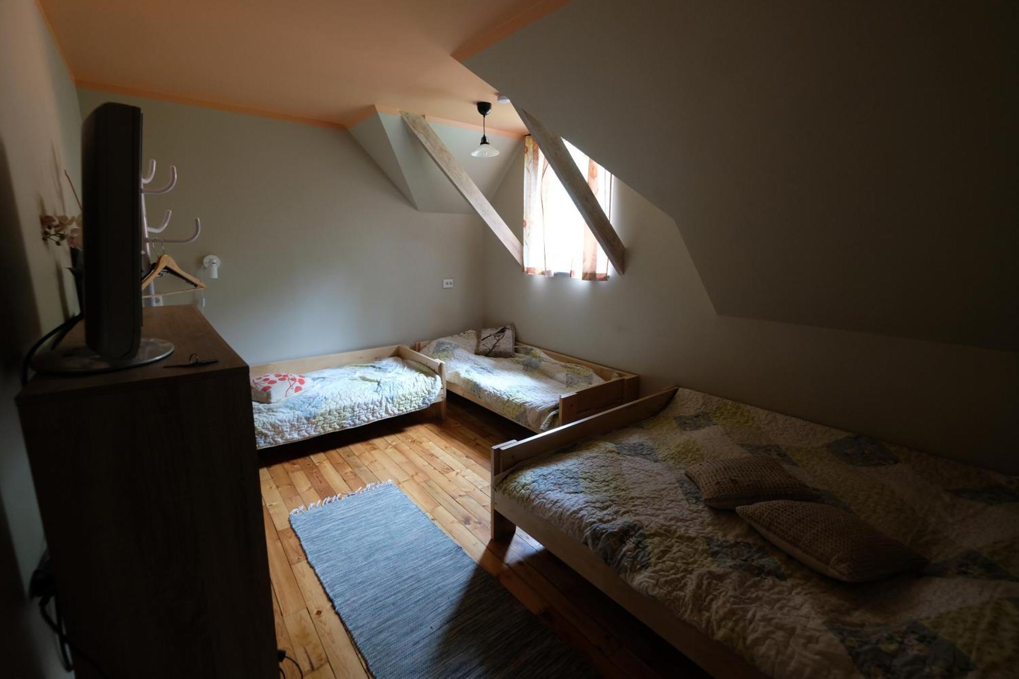 Kallaste Talu- Turismitalu & Holiday Resort Padise Стая снимка